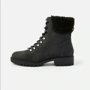 🆕Bamboo Black Smooth Wildone Boots 6🆕